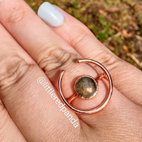 Artisan Jewelry - Labradorite halo rose gold ring